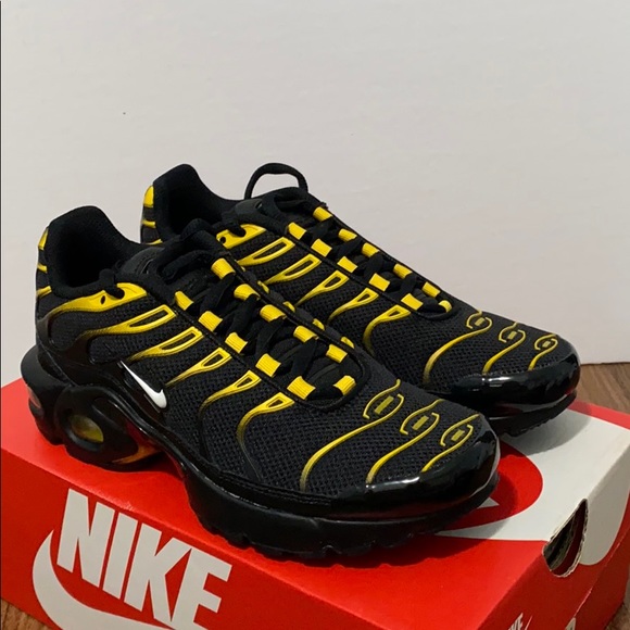 nike air max plus vivid sulfur gs